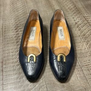 BALLY Vintage Navy Blue Leather & Croc Gold Detail Ballet Flats Woman's 6M
